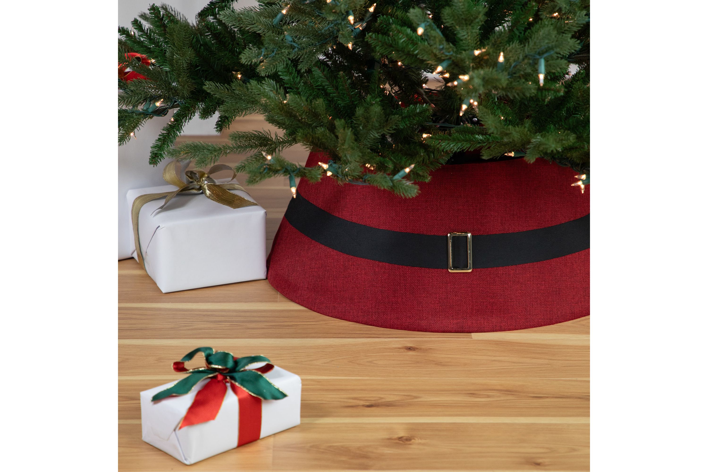26.75" Red Santas Belt Round Christmas Tree Collar