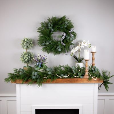 Eucalyptus and Mixed Pine Artificial Christmas Wreath  24-Inch - Unlit