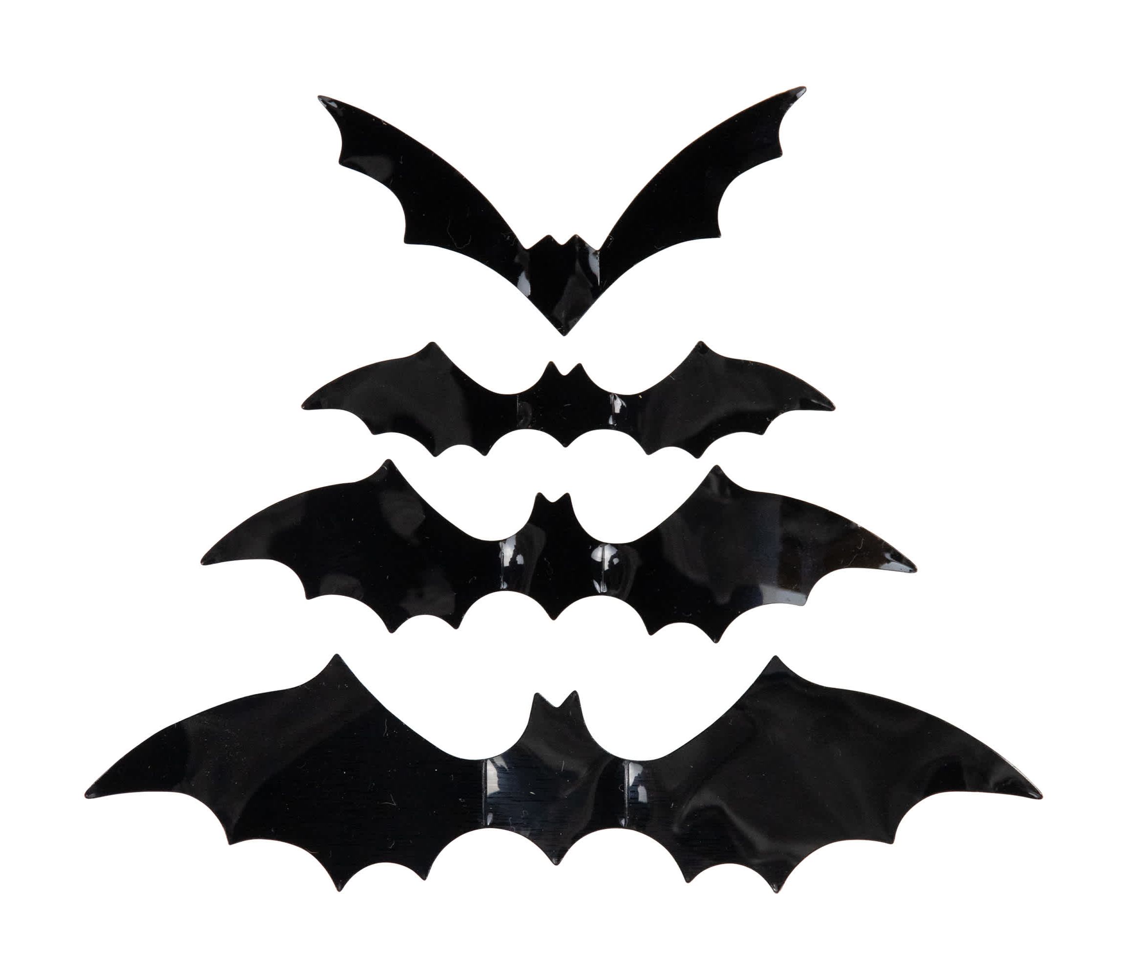 Black Halloween Twig Wreath with Bats and Warm White Lights  22-Inch