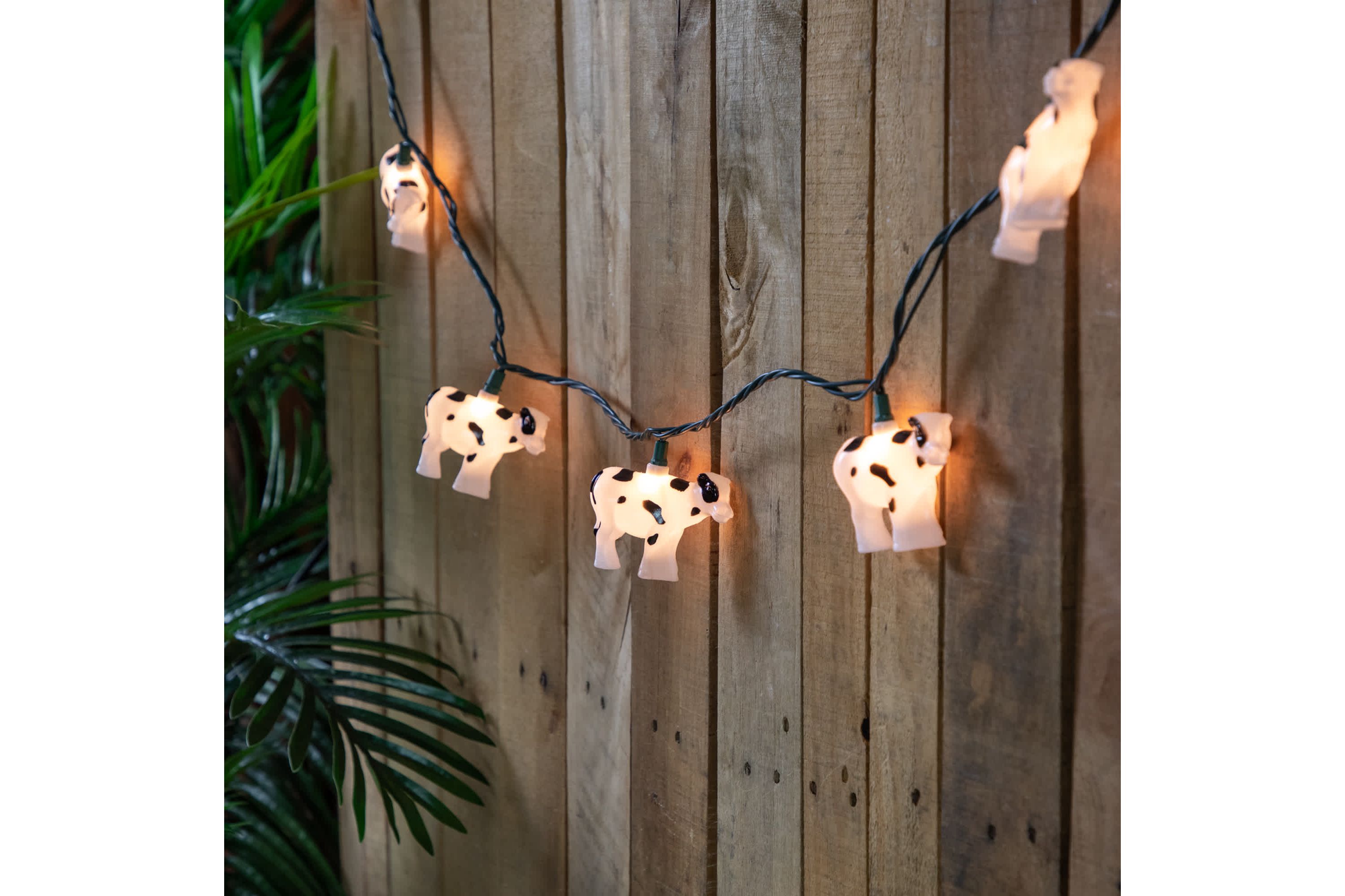 Cow Indoor Outdoor Patio Light Set - 6 - Green Wire - 10ct