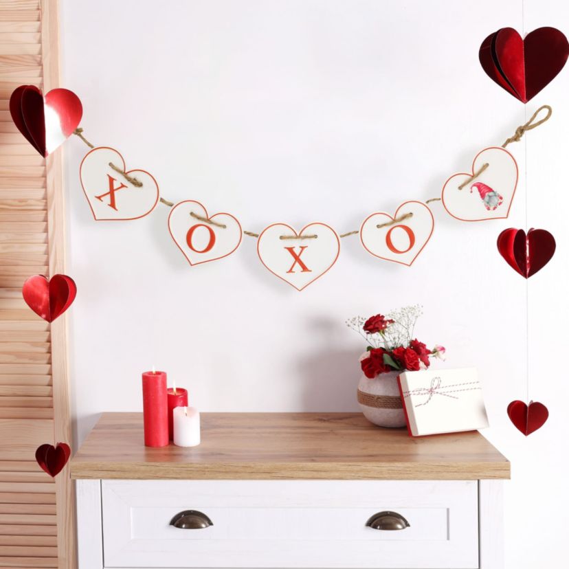 Hearts "XOXO" Valentines Day Metal Banner - 32" - White and Red