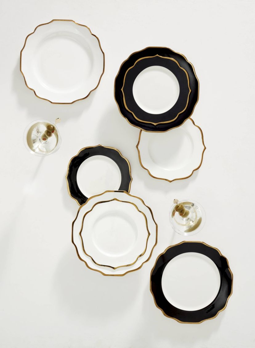 Contempo Luxe Black Accent Plates, Set of 4