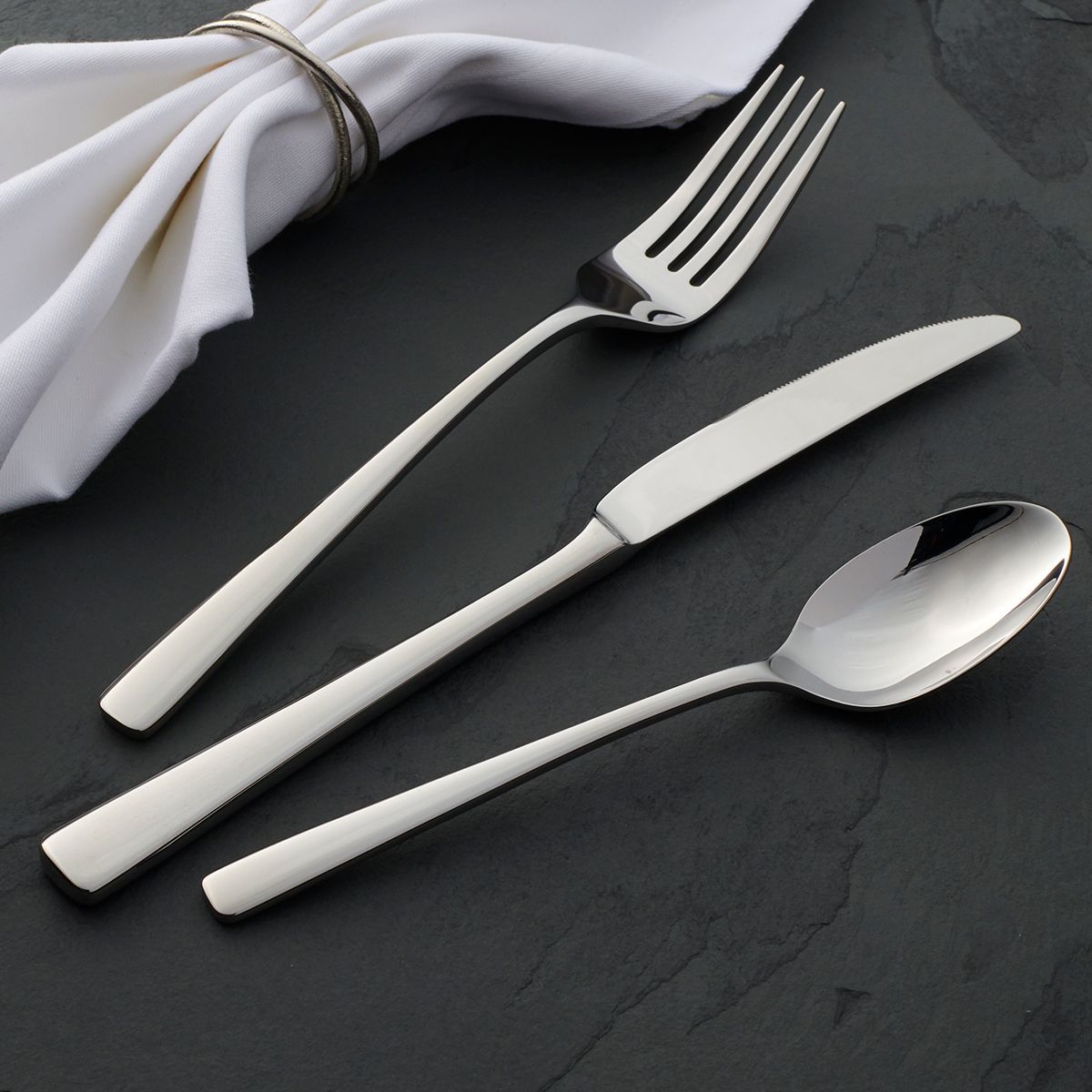 Doublet 20 Piece Everyday Flatware Set, Service For 4