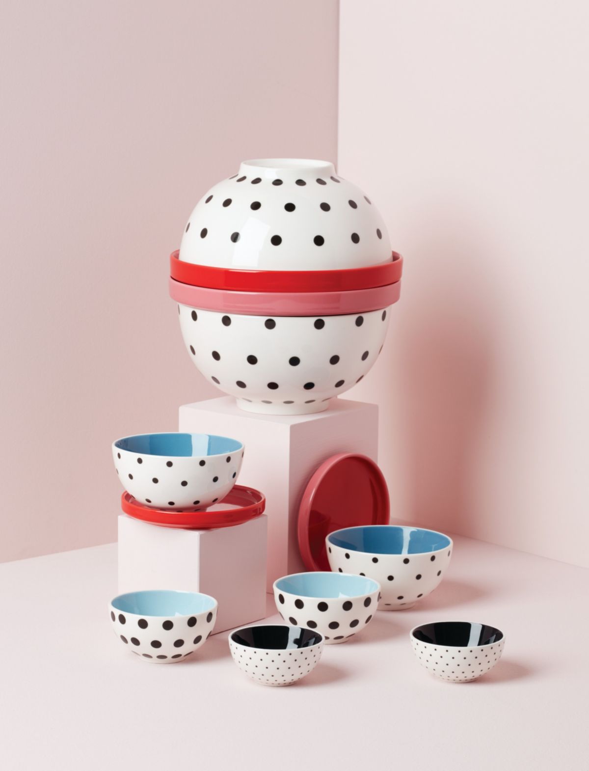 On The Spot 8-Piece Nesting Set
