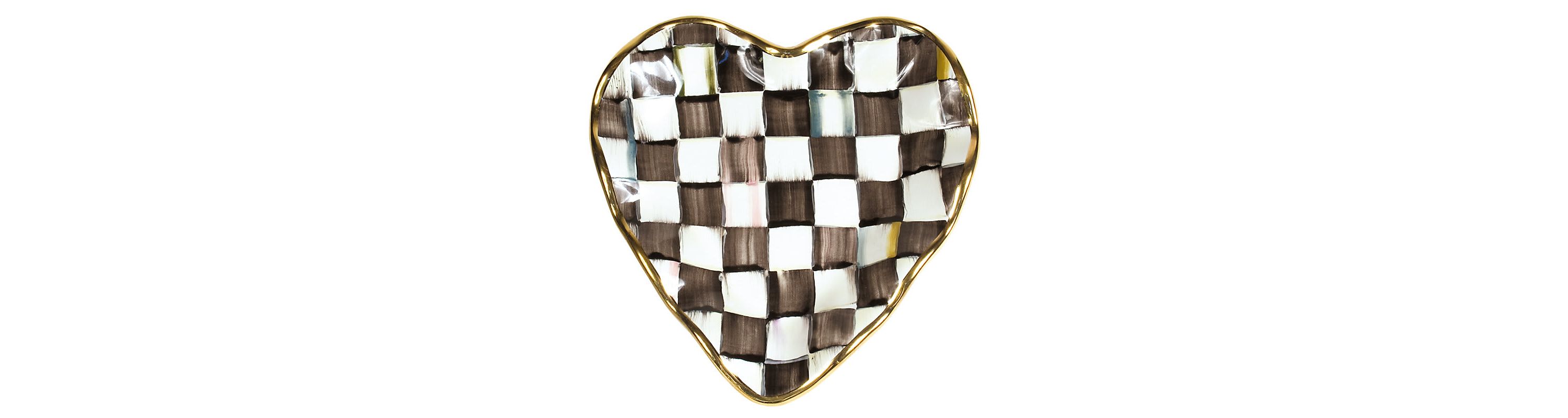 Courtly Check Fluted Heart Plate