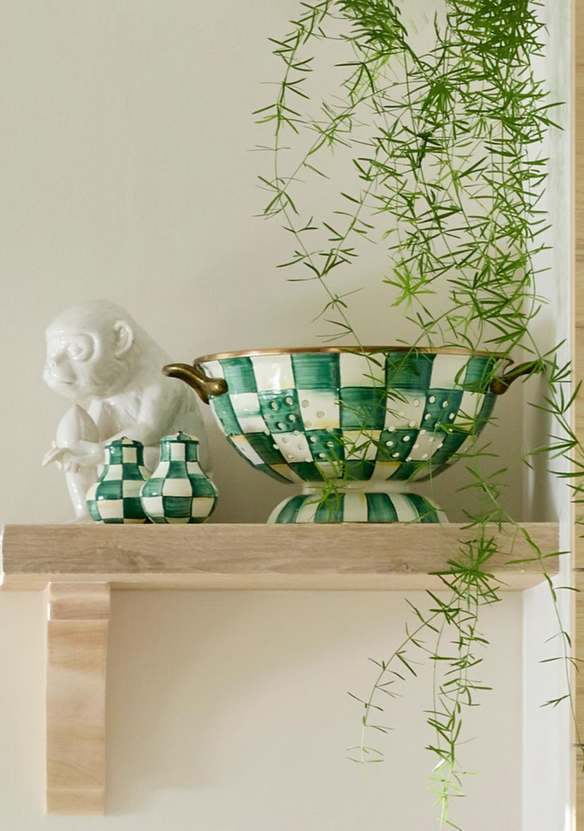 Salt & Pepper Shaker Set