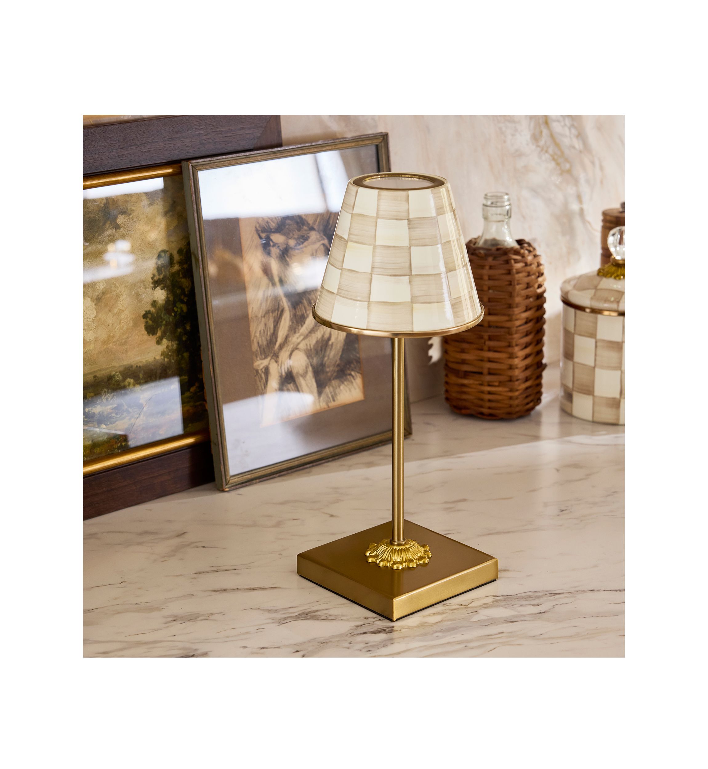 Check LED Rechargeable Cafe Table Lamp