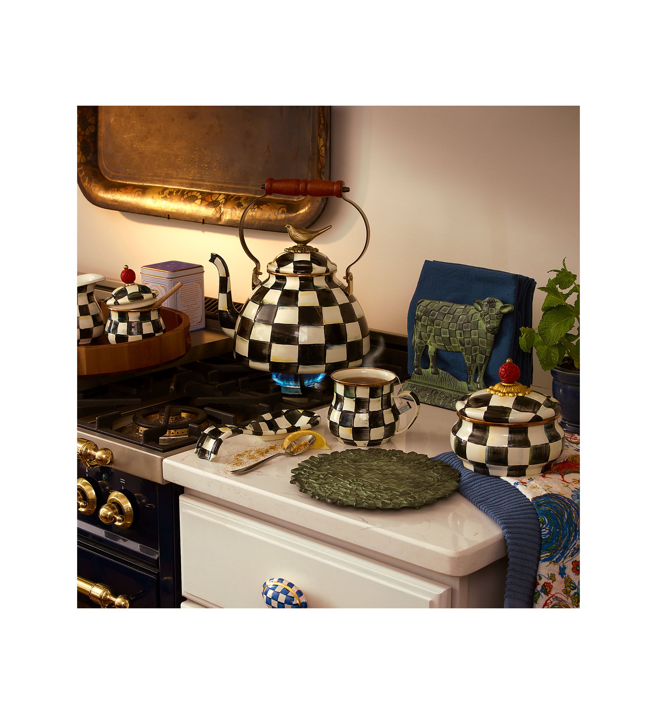 Check 20 Ounce Enamel Squashed Pot