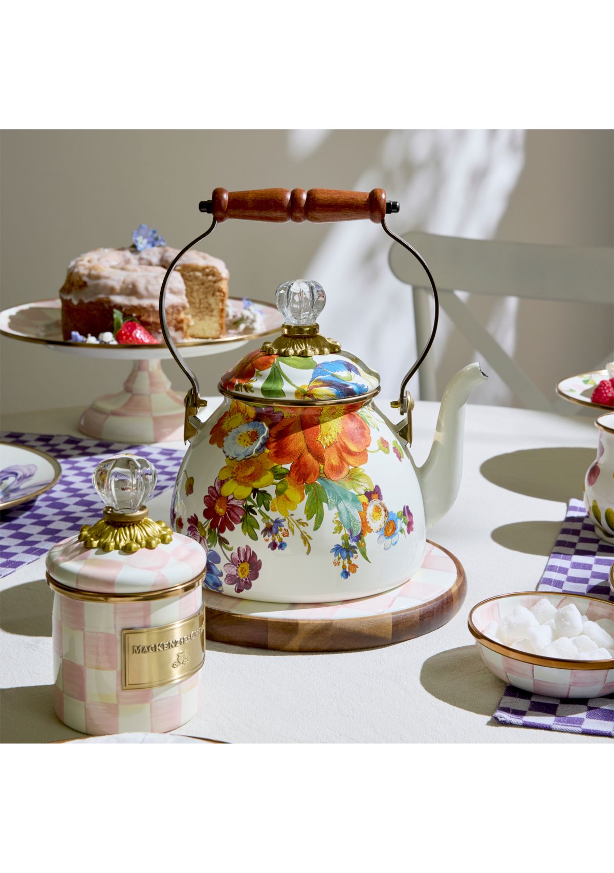 White Flower Market 2 Quart Tea Kettle