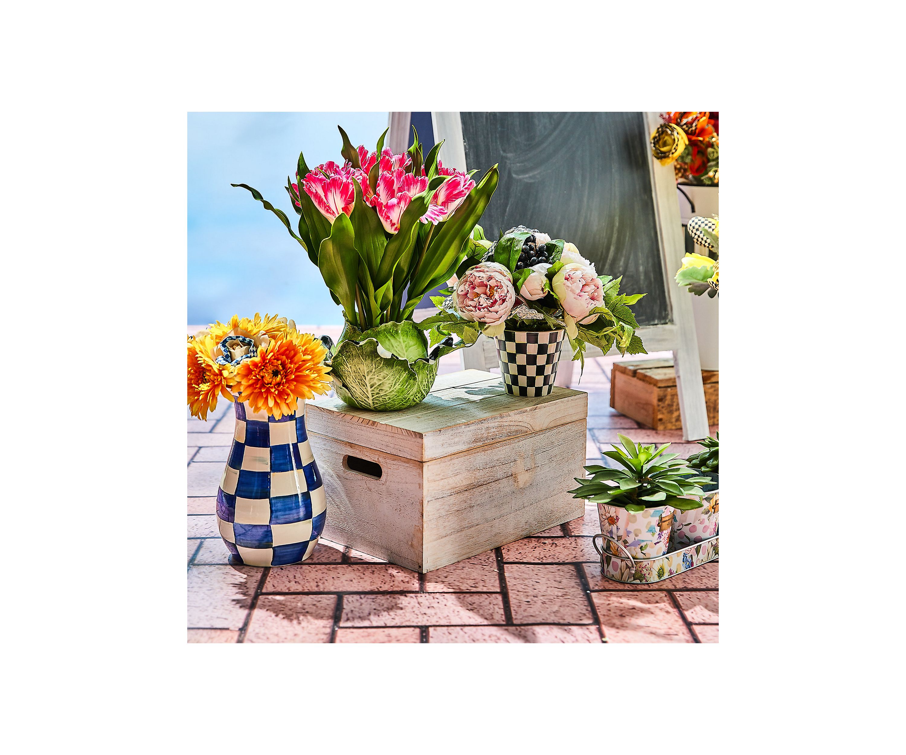 Royal Check Tall Vase and Bouquet Set