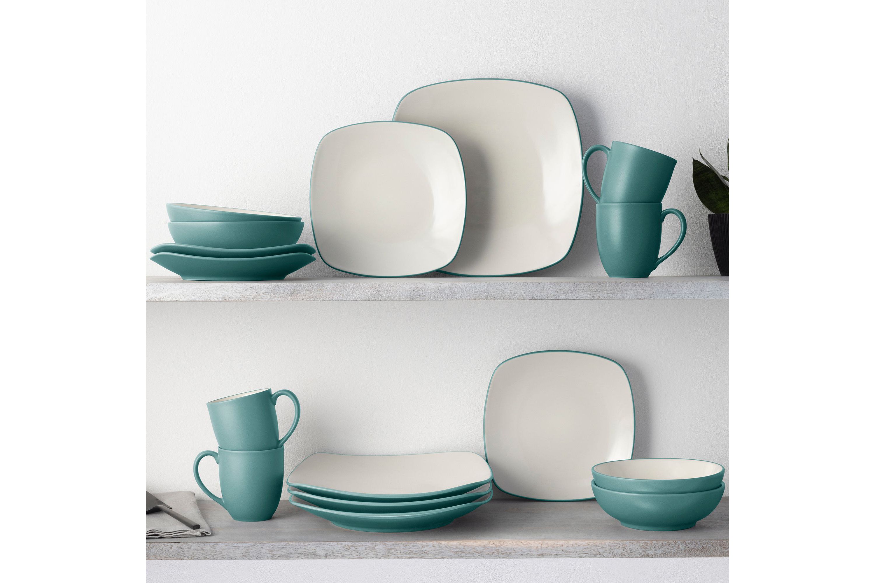 Colorwave 4-Piece Square Place Setting
