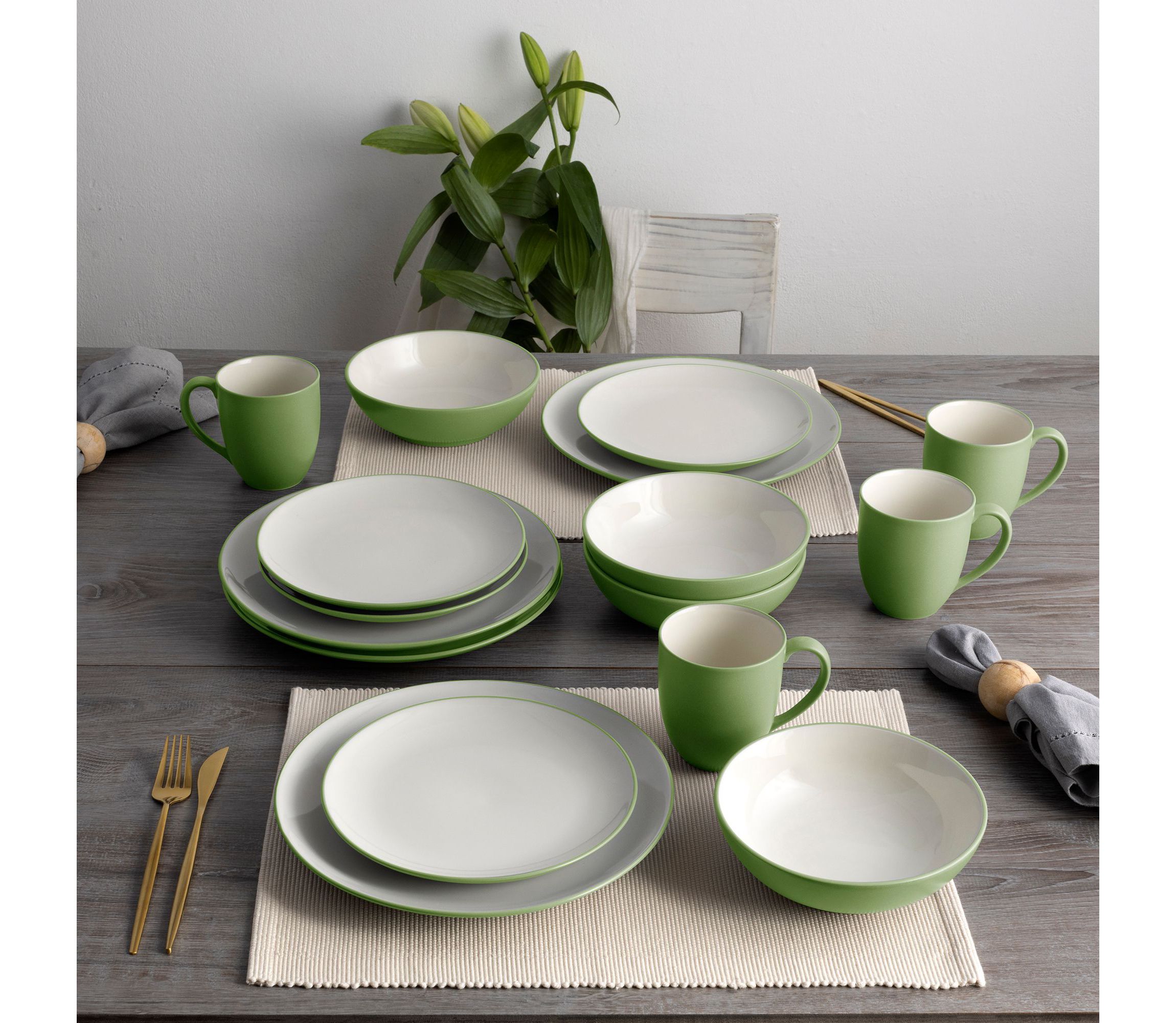 Colorwave 4-Piece Coupe Place Setting, Service for 1