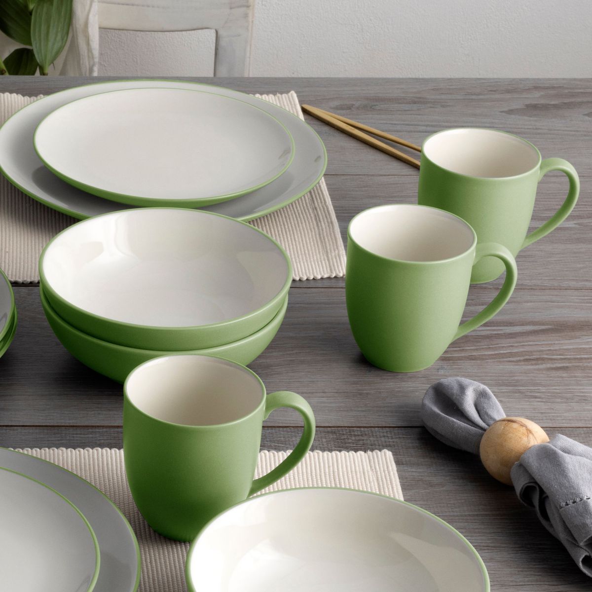 Colorwave 4-Piece Coupe Place Setting, Service for 1