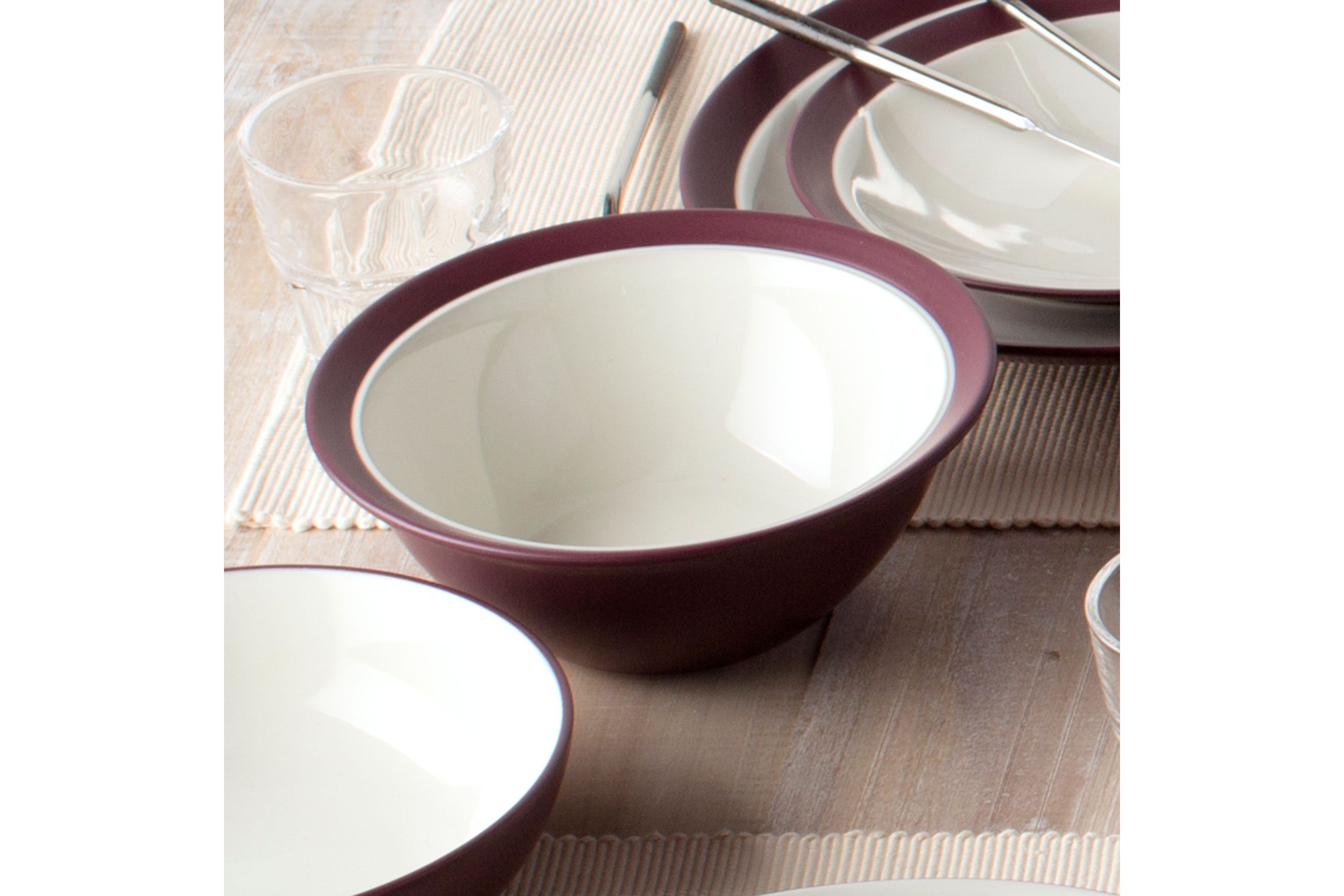 Colorwave Set Of 4 Curve Soup/Cereals, 7", 22 Oz.