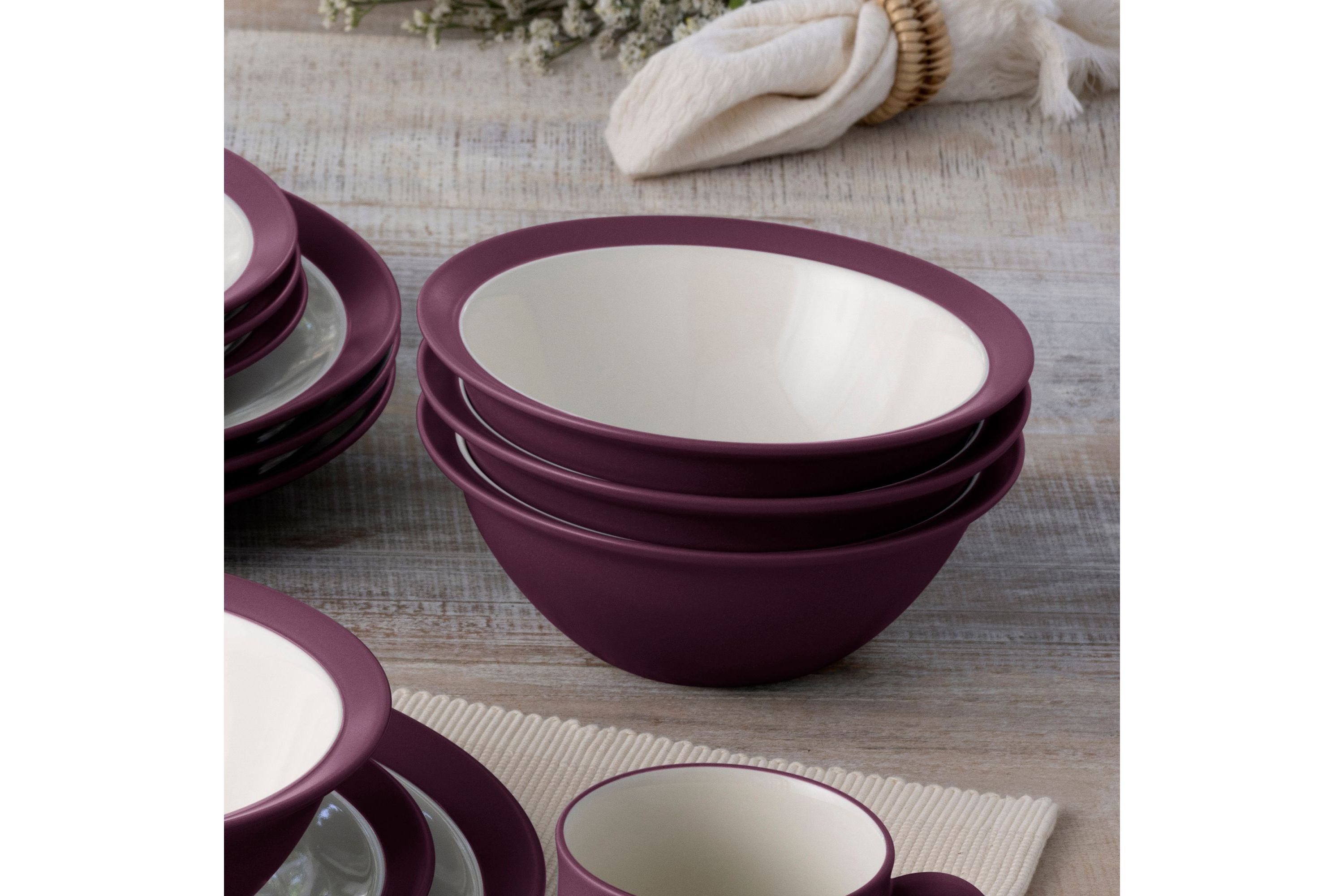 Colorwave Set Of 4 Curve Soup/Cereals, 7", 22 Oz.