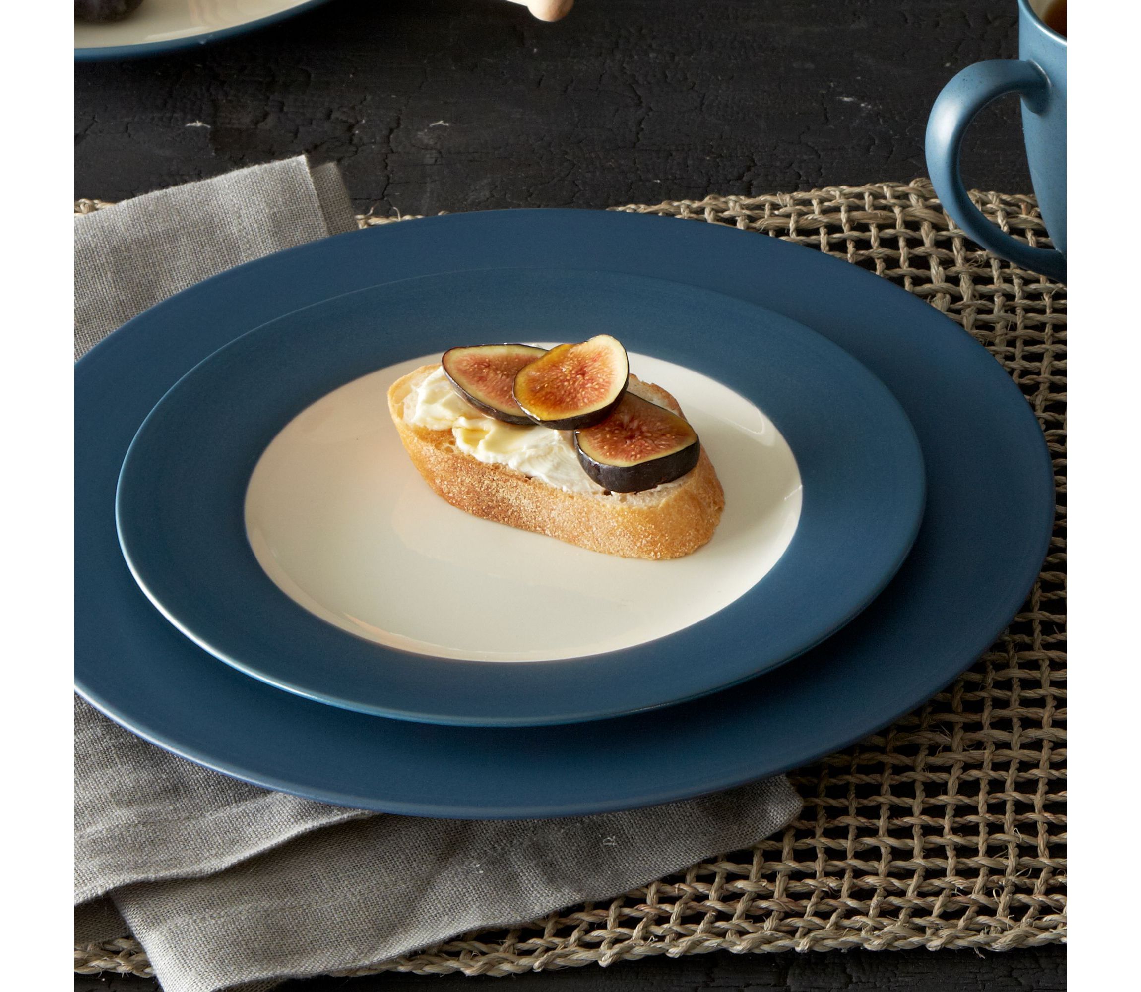 Colorwave Set Of 4 Rim Salad Plates, 8-1/4"