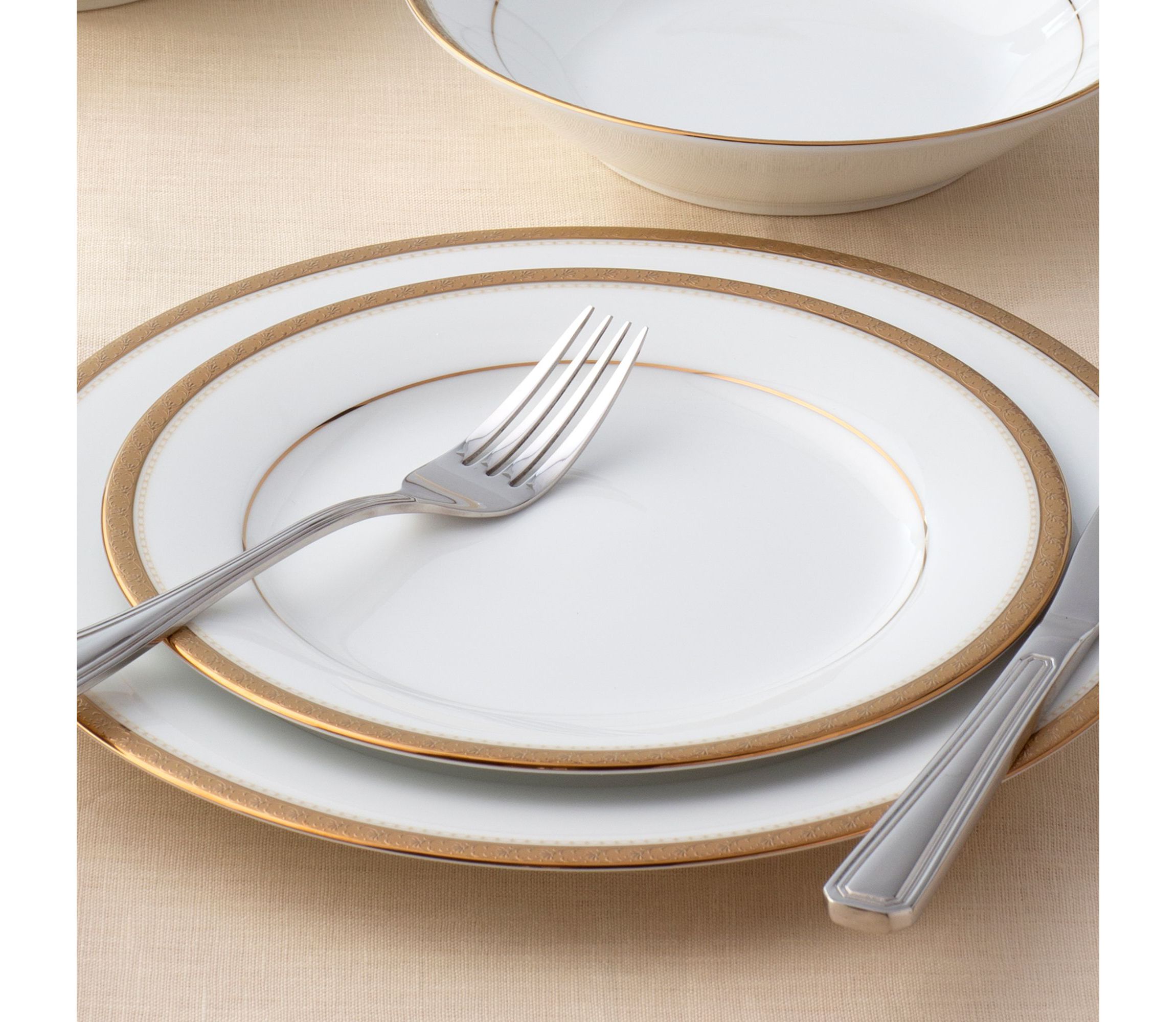 Charlotta Set Of 4 Salad Plates, 8-1/4"