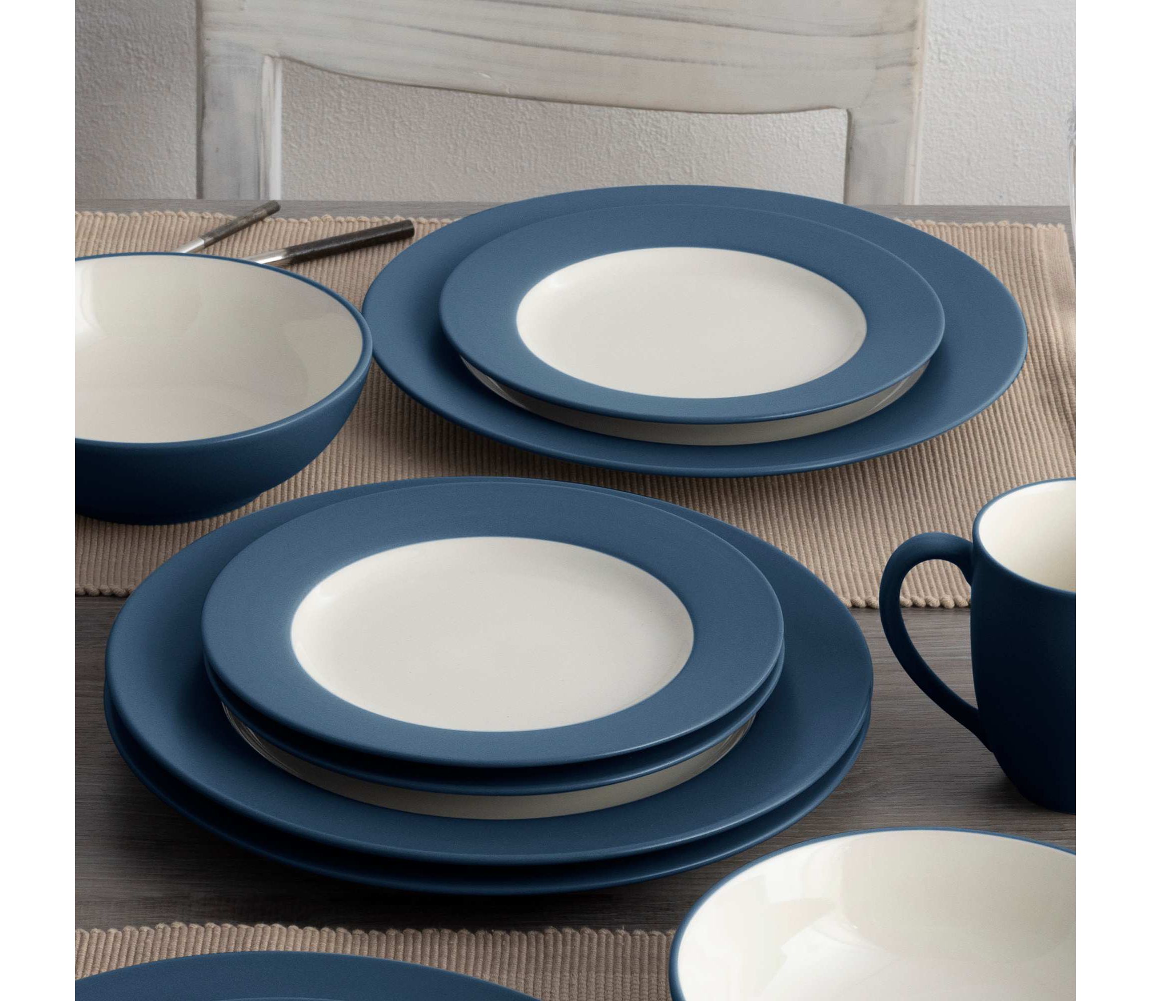 Colorwave Set Of 4 Rim Salad Plates, 8-1/4"
