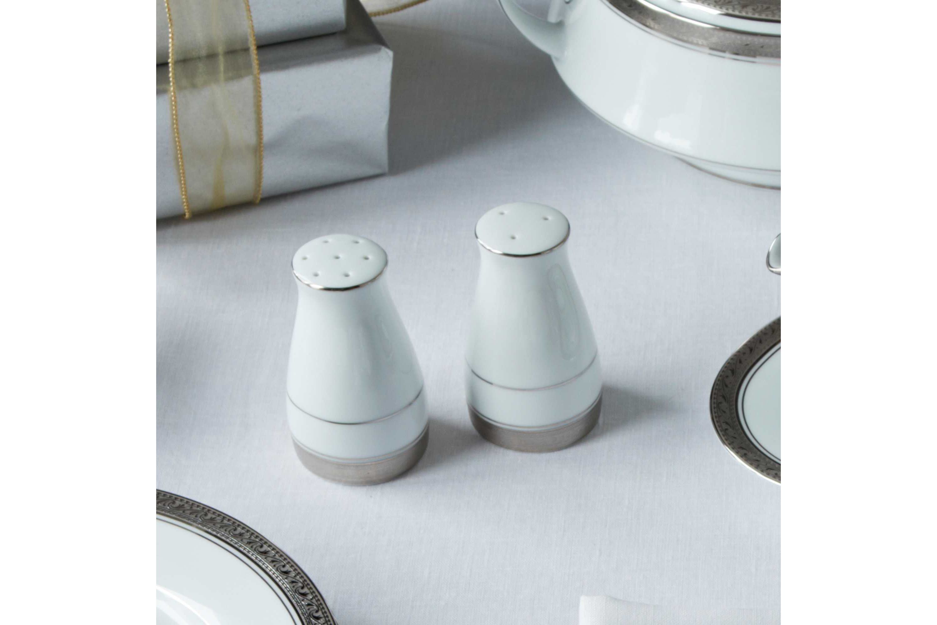 Crestwood Salt & Pepper, 3-1/4"