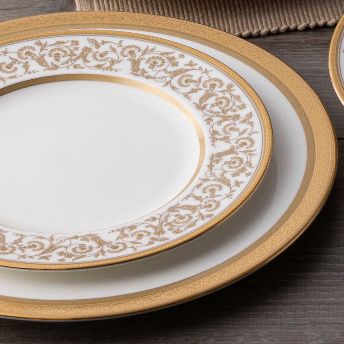 Summit Gold 5-Piece Place Setting, Service For 1