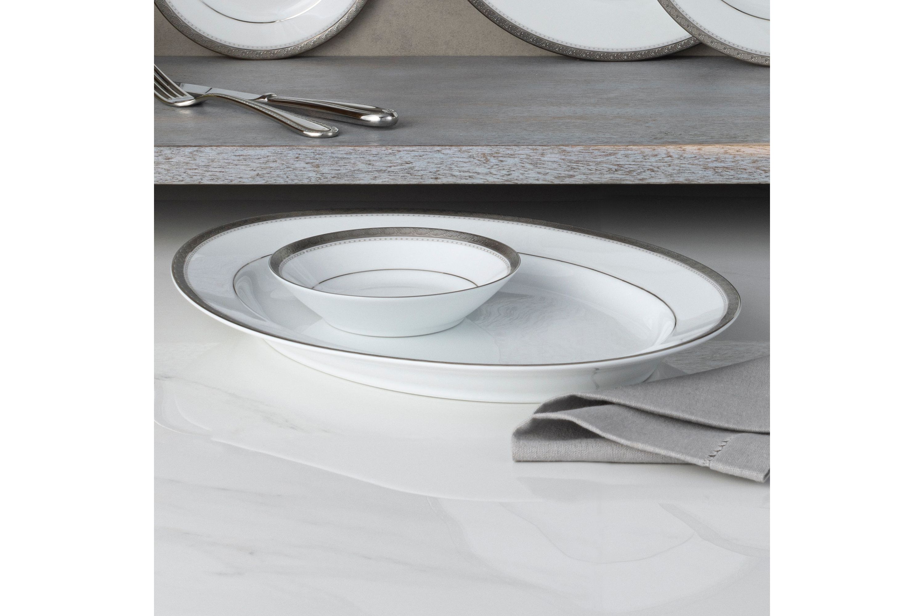 Charlotta Oval Platter, 16"