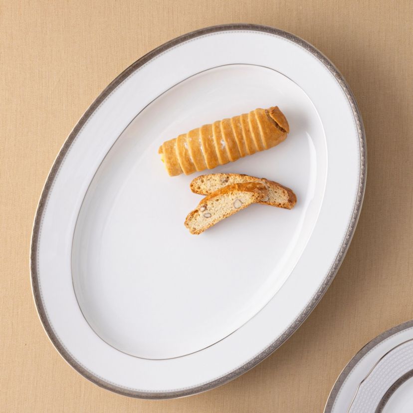 Charlotta Oval Platter, 16"