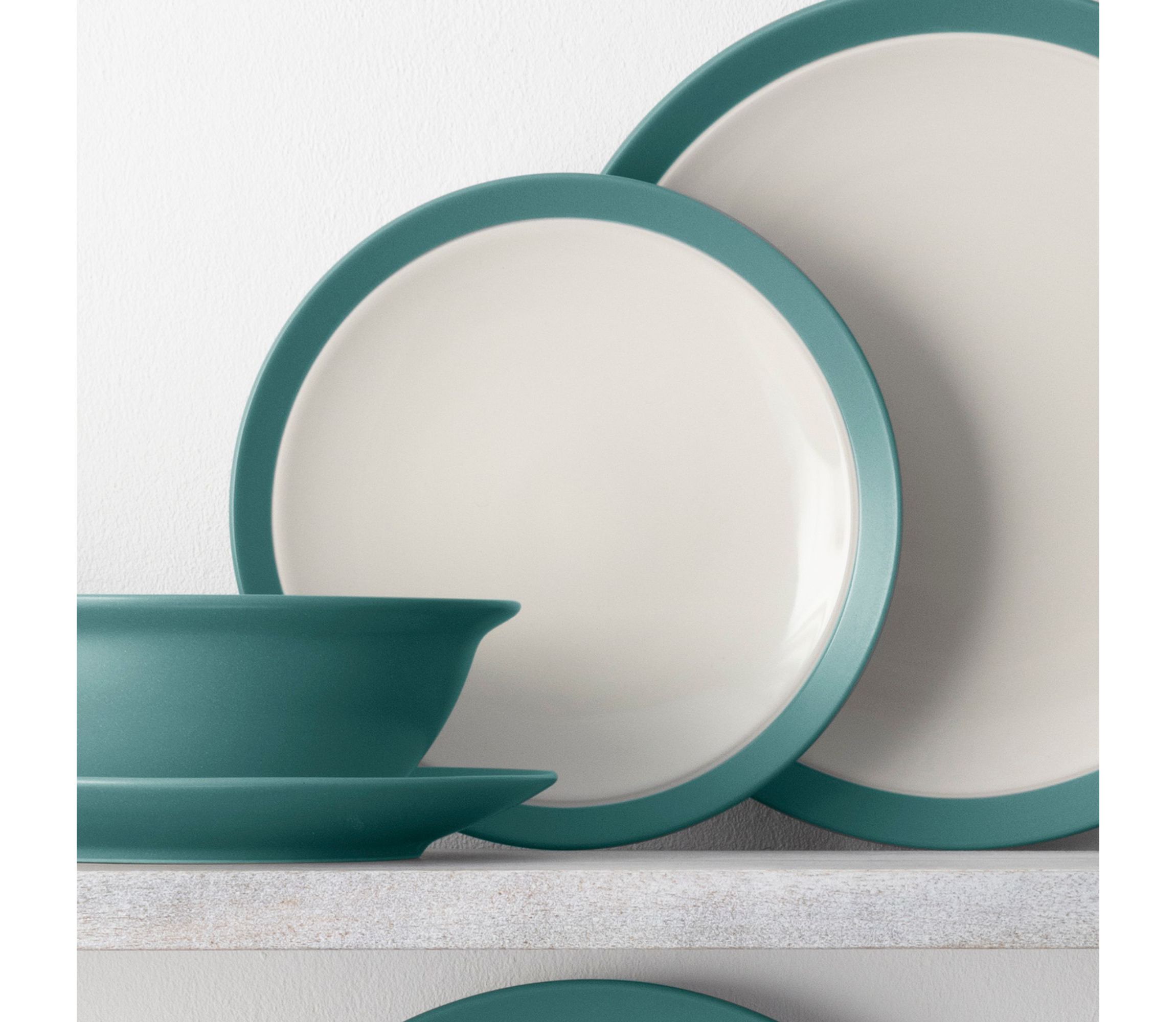 Colorwave Set Of 4 Curve Salad Plates, 8-1/2"