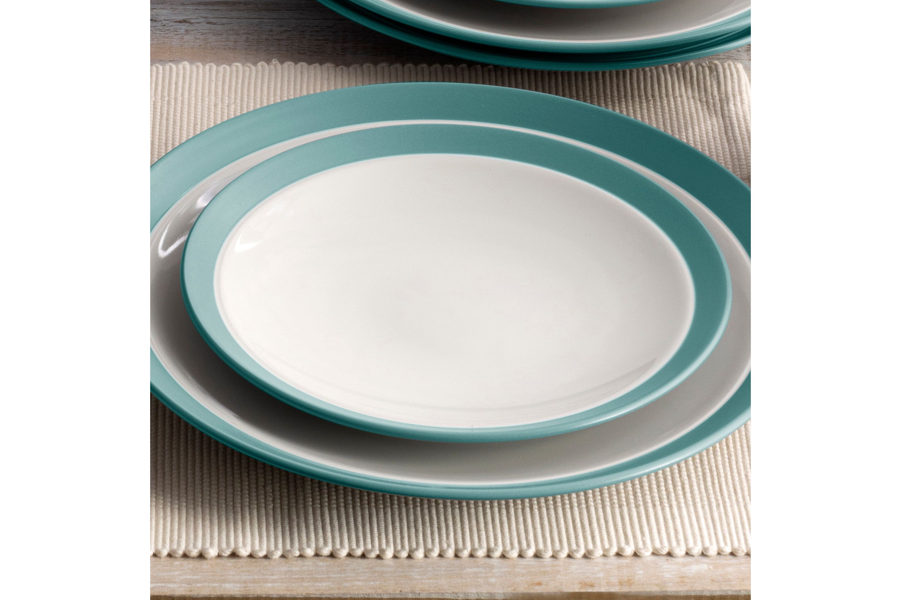 Colorwave Set Of 4 Curve Salad Plates, 8-1/2"