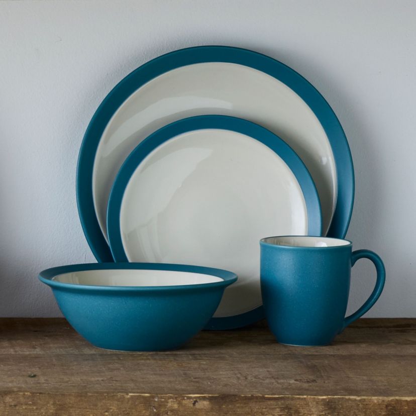 Colorwave Set Of 4 Curve Salad Plates, 8-1/2"