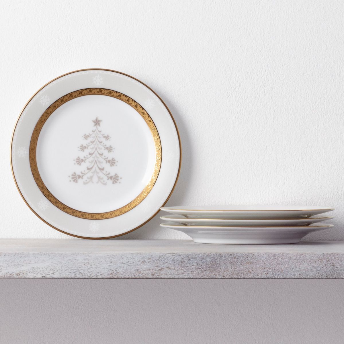 Charlotta Gold Set Of 4 Holiday Appetizer Plates, 6-1/4"