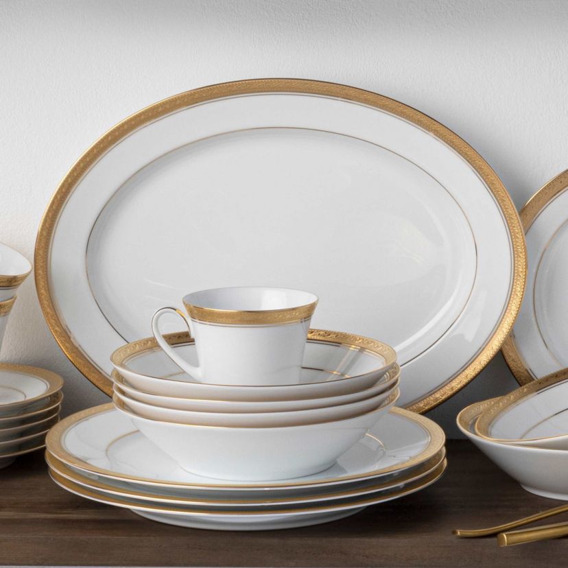 Crestwood Oval Platter, 14"