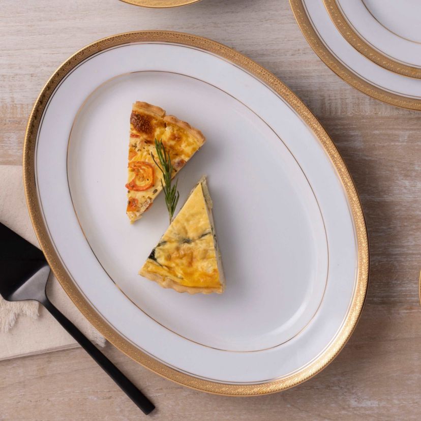 Crestwood Oval Platter, 14"