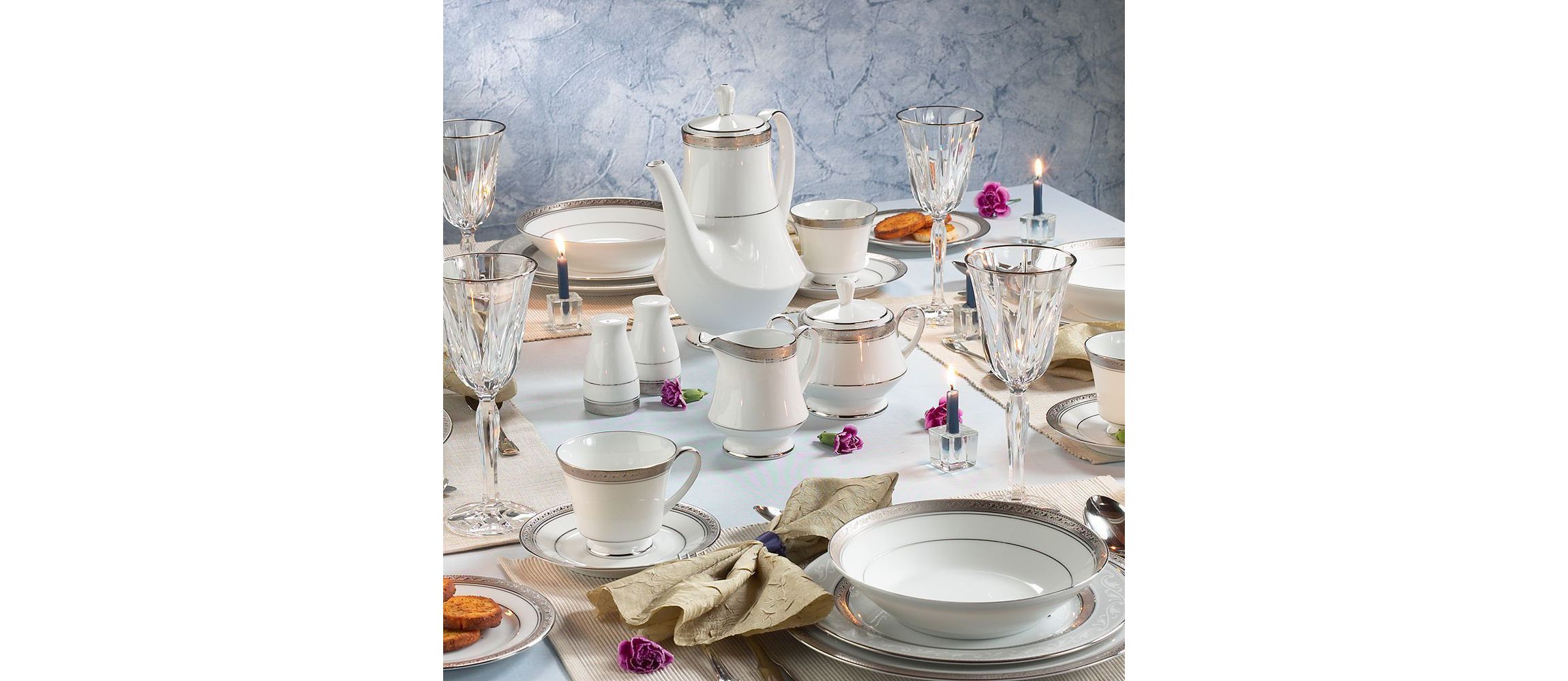 Crestwood Set Of 4 Saucers, 6"
