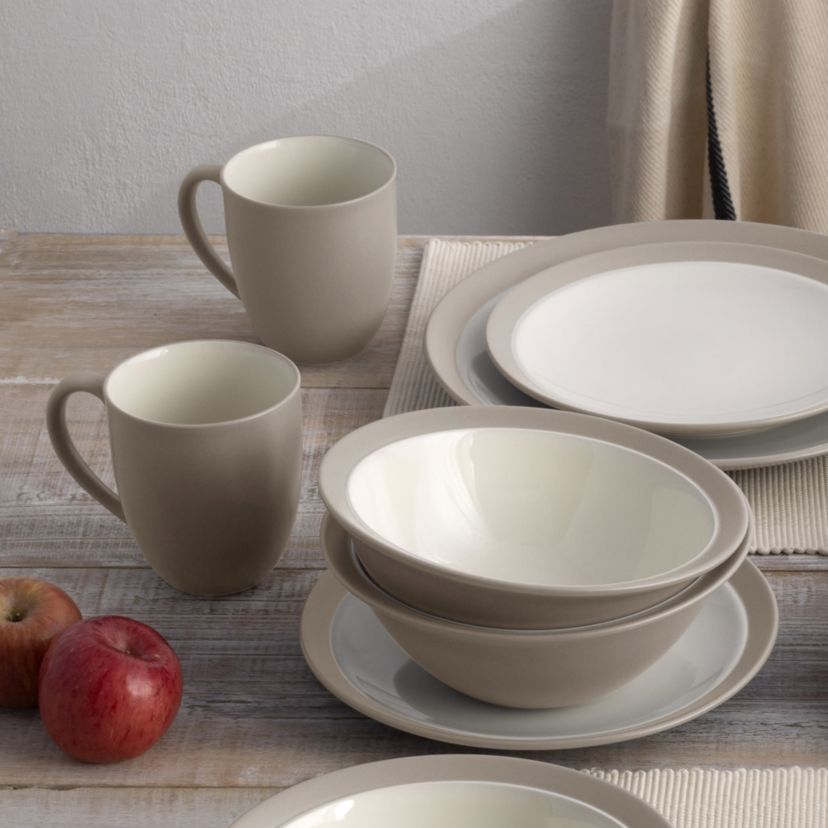 Colorwave 16-Piece Curve Dinnerware Set, Service for 4