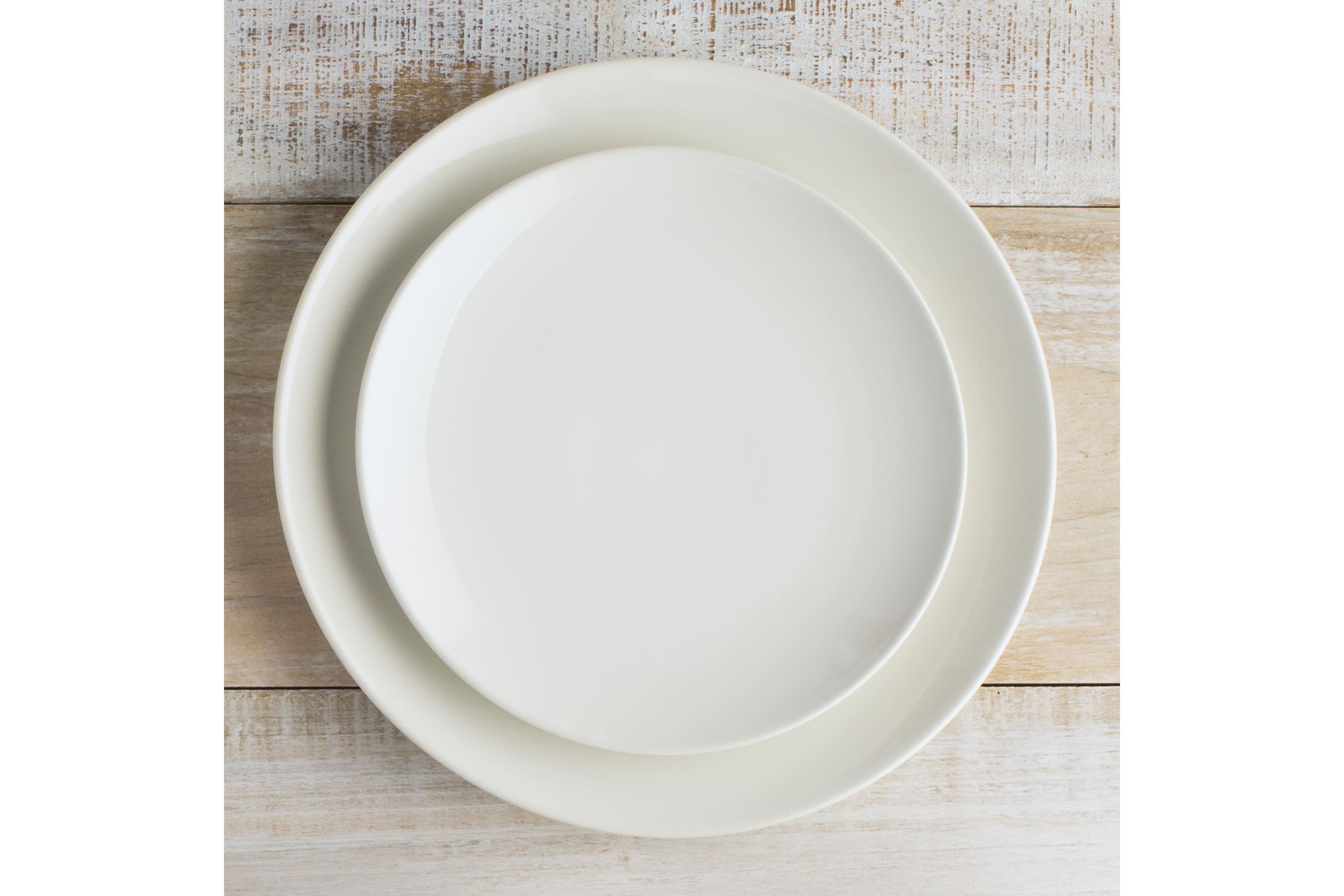 Colorwave 16-Piece Coupe Dinnerware Set, Service for 4