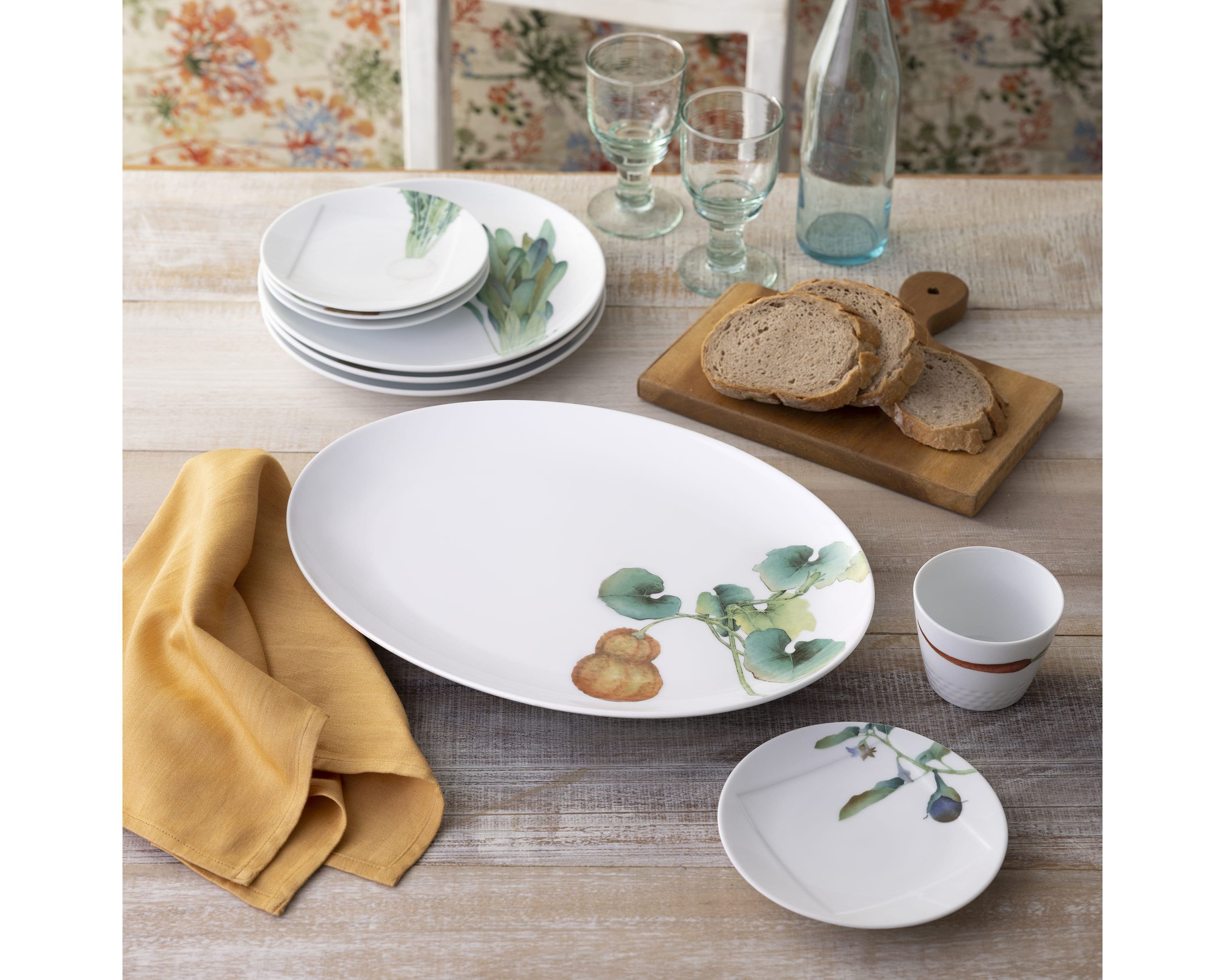 Kyoka Shunsai Oval Platter, 14.5"