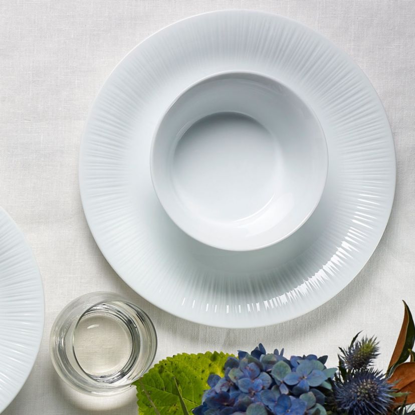 Conifere 24-Piece Dinnerware Set, Service for 6
