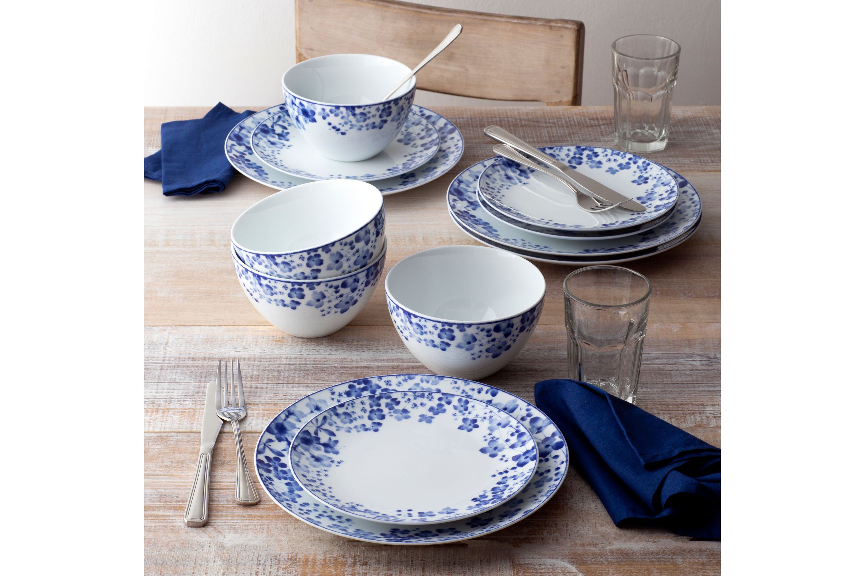 Bloomington Road 12-Piece Dinnerware Set, Service for 4