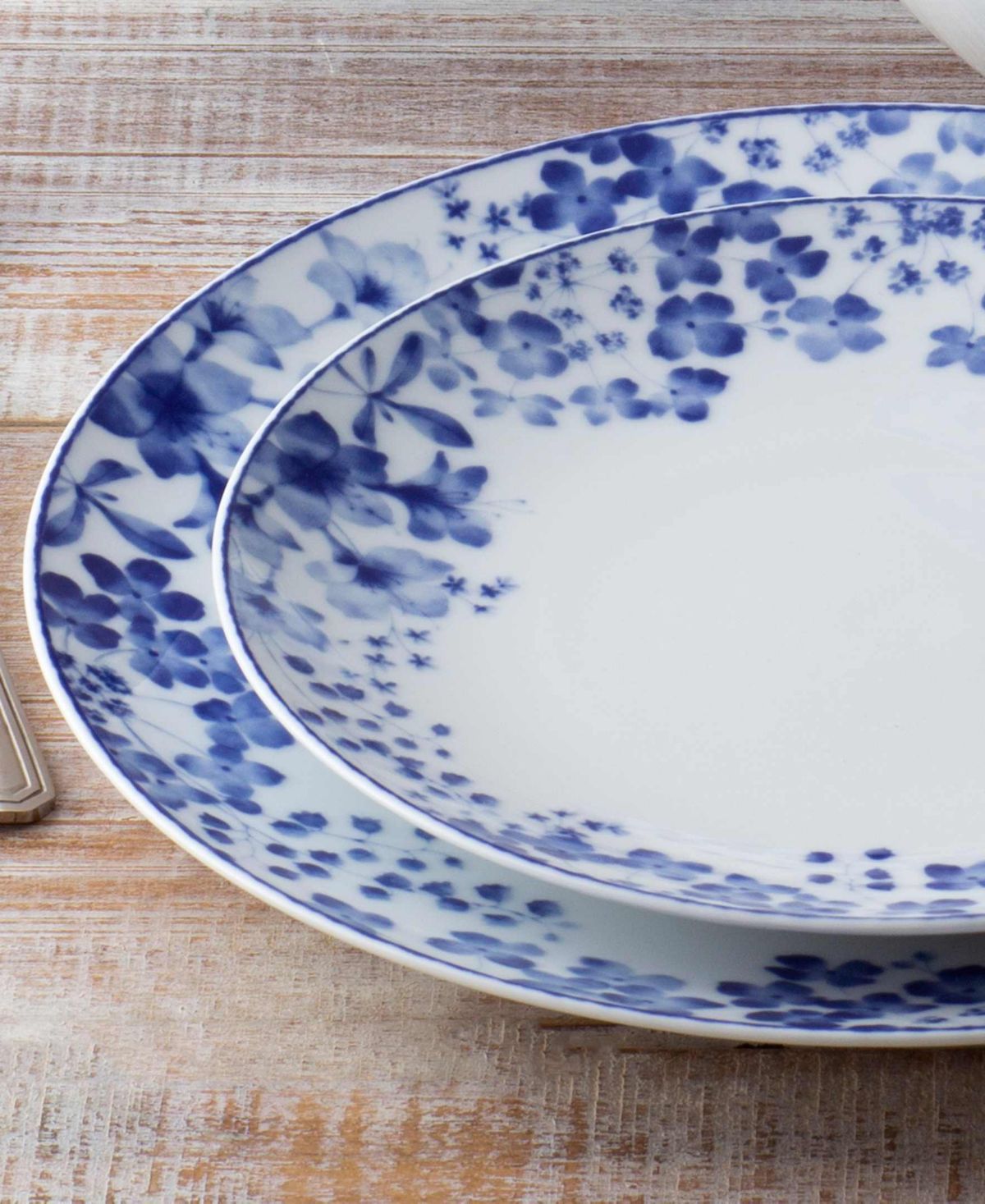 Bloomington Road 12-Piece Dinnerware Set, Service for 4