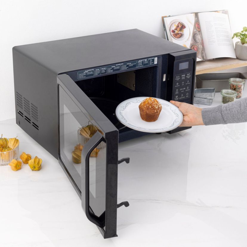 Satin Flourish Set Of 4 Salad Plates, 8-1/4"