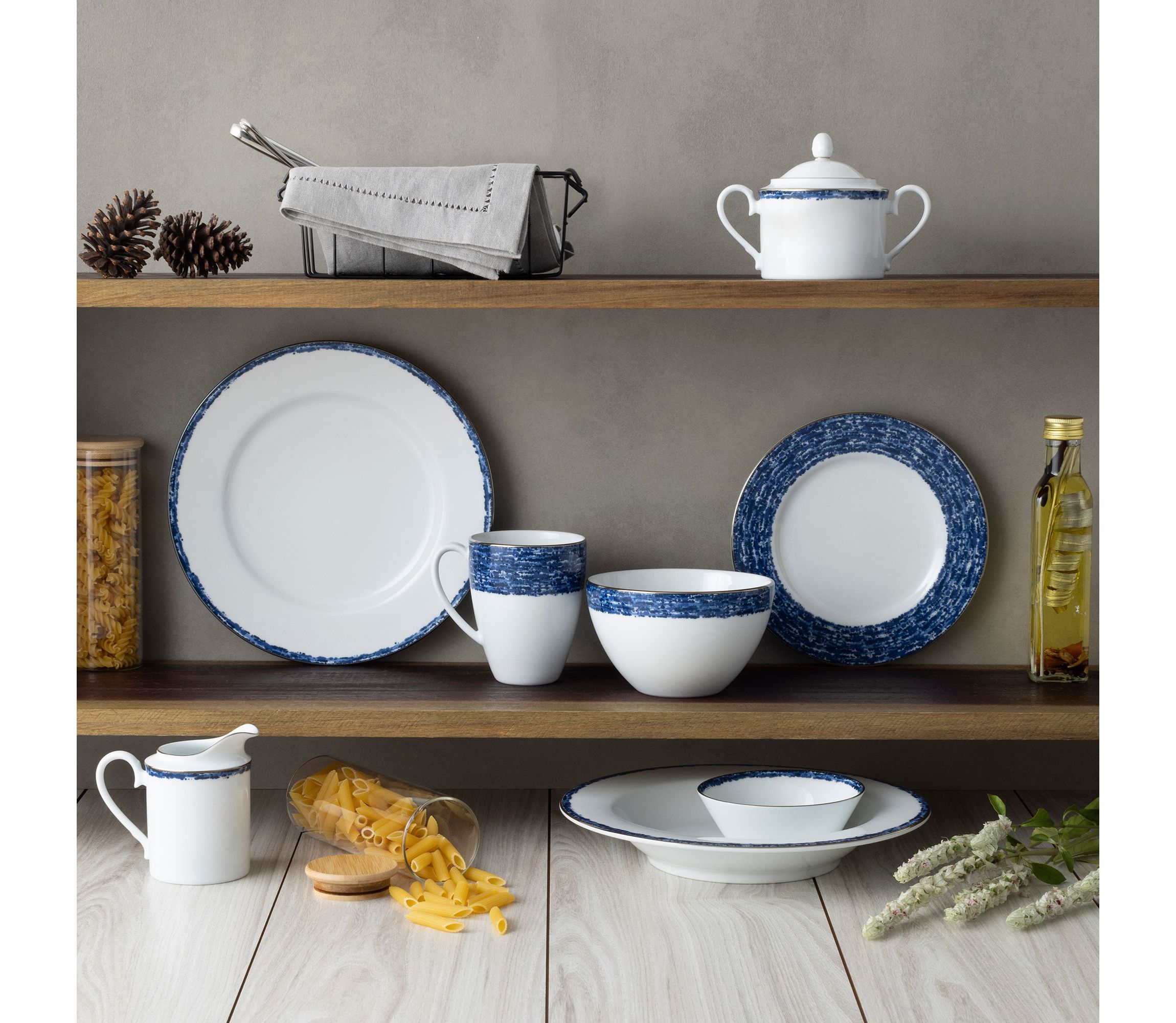 Rill Oval Platter, 16"
