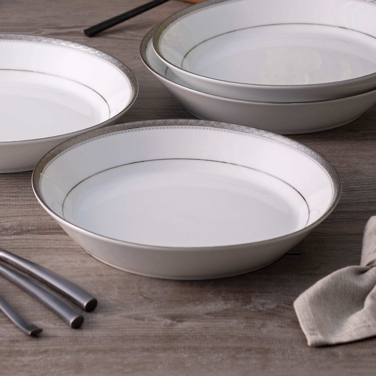 Charlotta Set of 4 Coupe Dinner Bowls, 9-3/4", 43 oz.