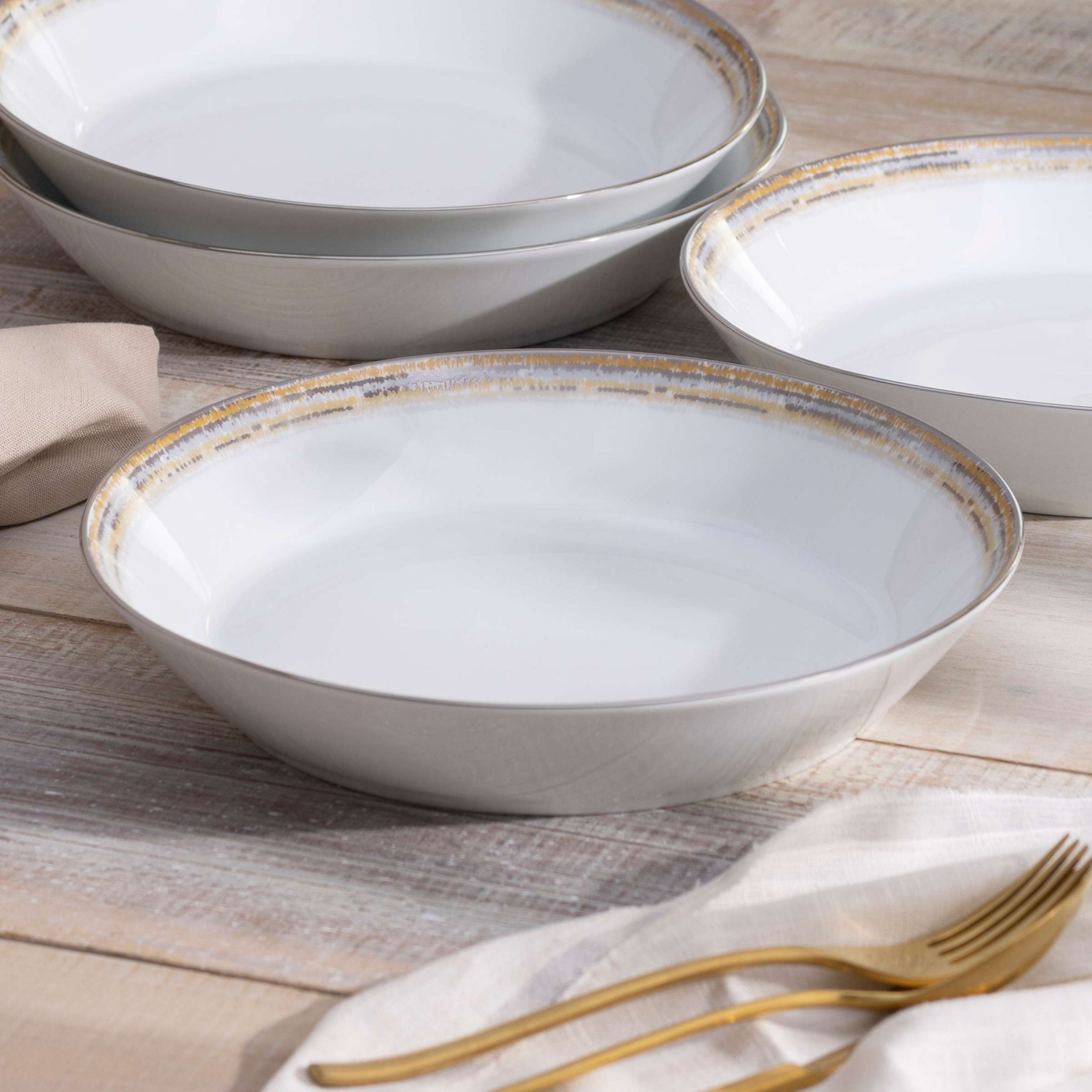 Raylan Set Of 4 Coupe Dinner Bowls, 9-3/4", 43 oz.