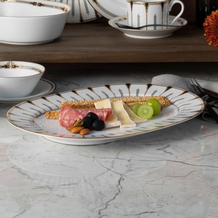 Empire Gold Collection Oval Platter, 16"