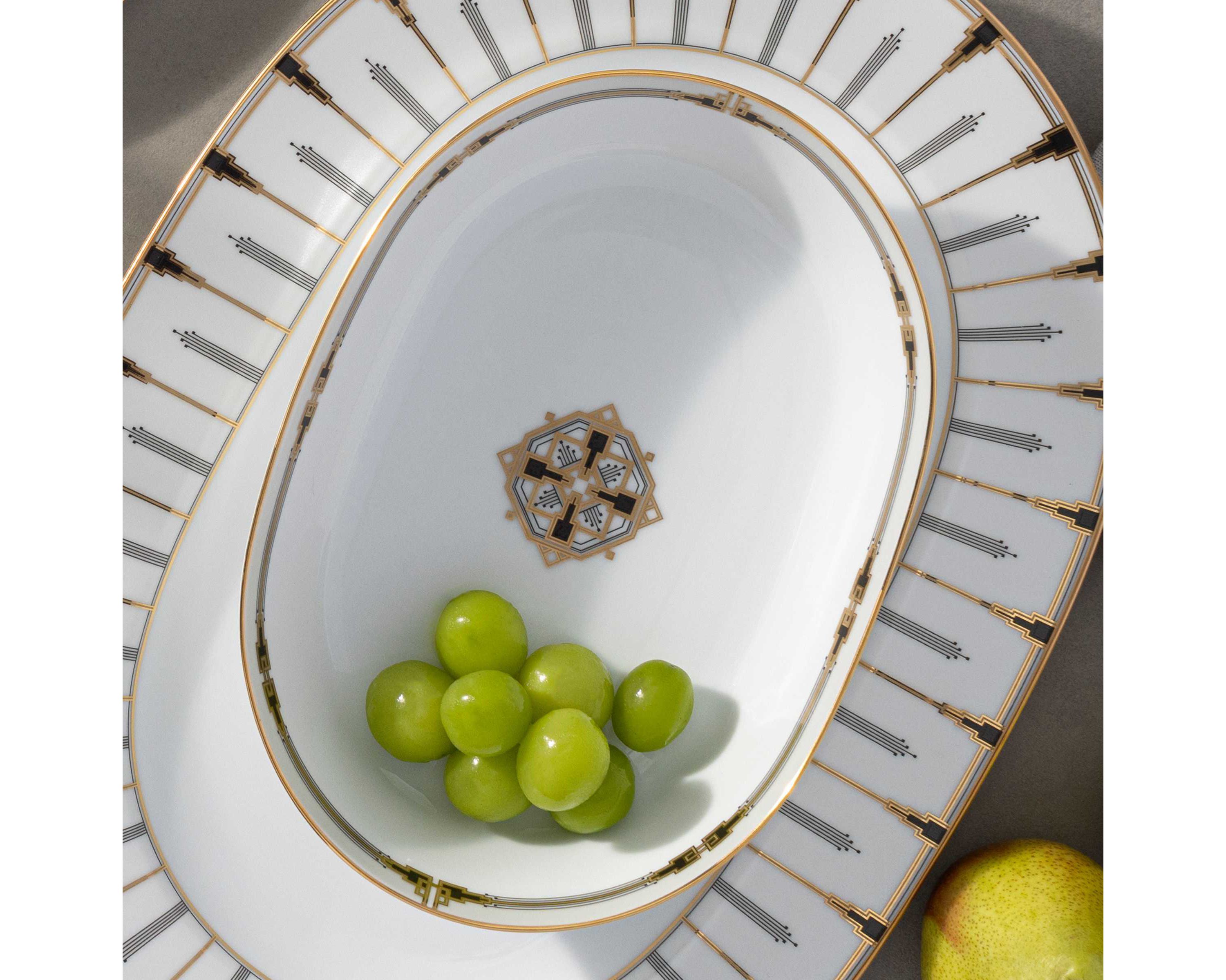 Empire Gold Oval Vegetable Bowl, 9-3/4", 46 oz.