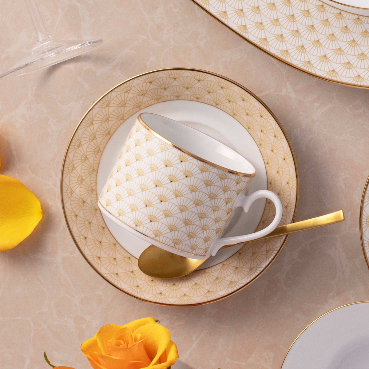 Trocadero Gold Set Of 4 Cups, 8 oz.