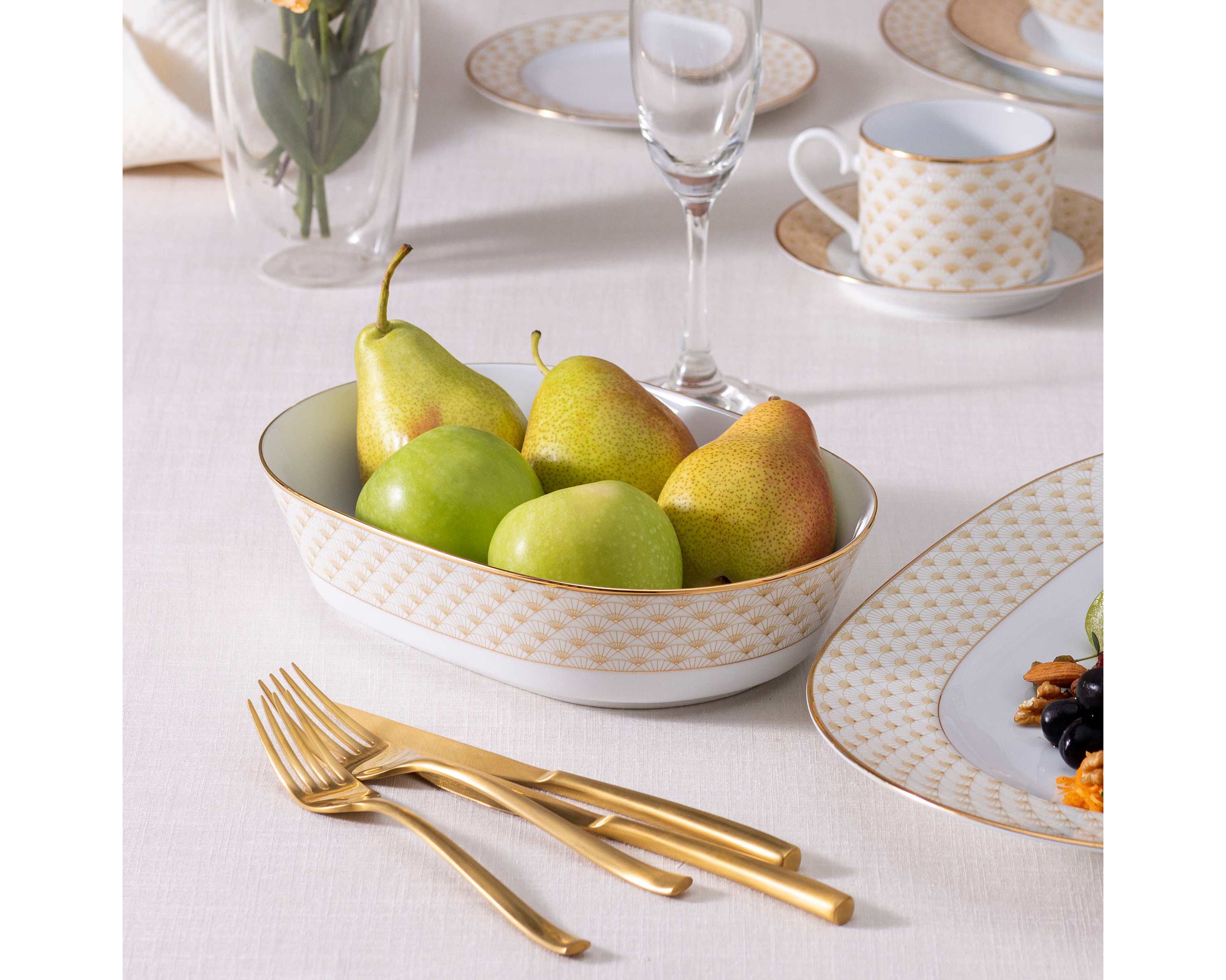 Trocadero Gold Oval Vegetable Bowl, 9.75", 46 oz.