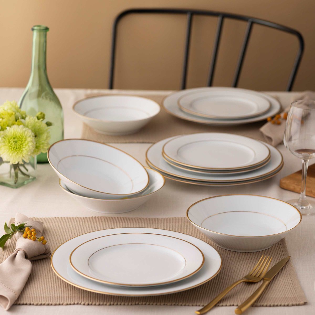 Heritage 12-Piece Dinnerware Set, Service for 4