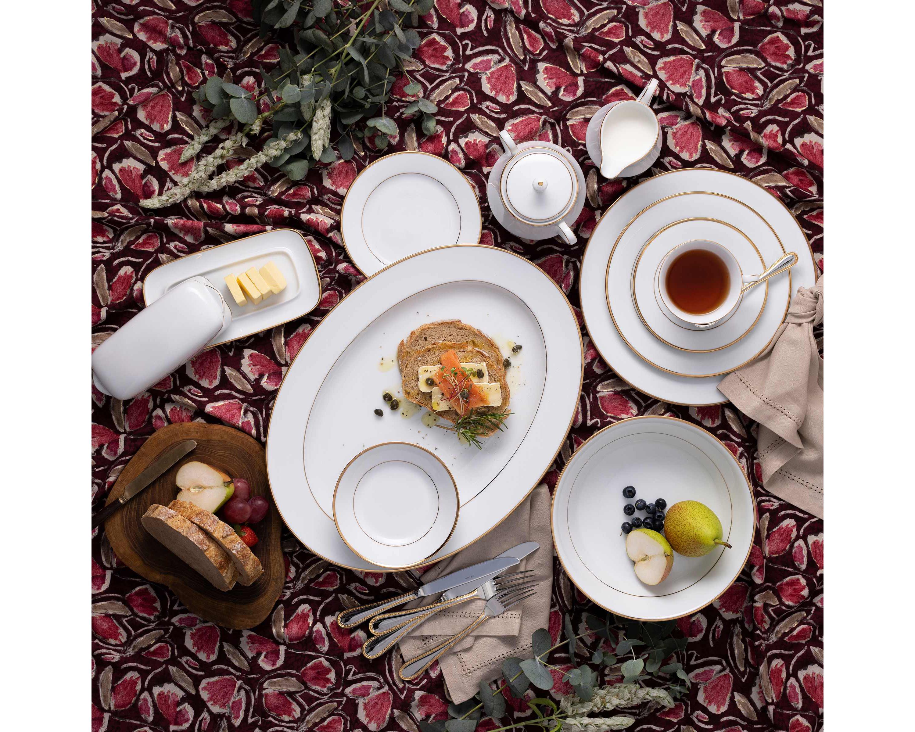 Heritage Set of 4 Saucers, 6"