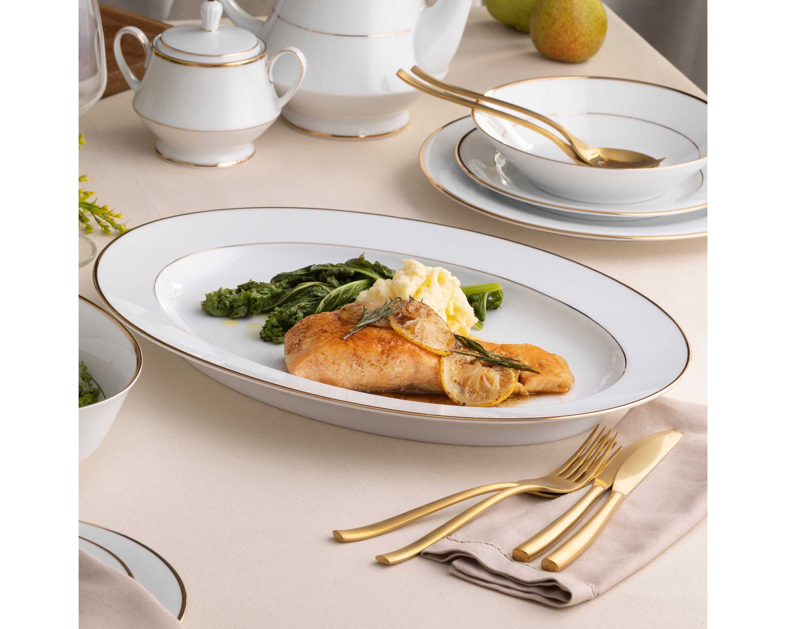 Heritage Oval Platter, 16"